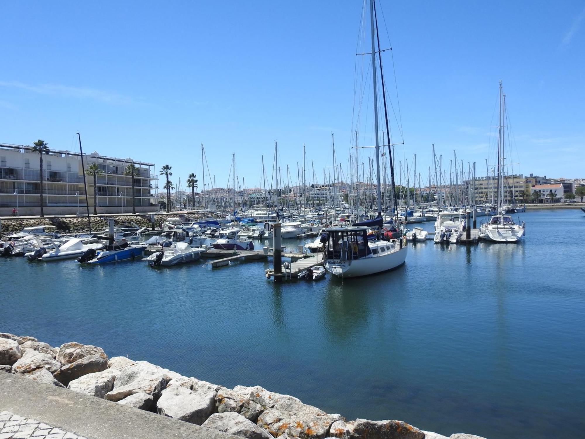 Kates Place By Lagos Marina מראה חיצוני תמונה